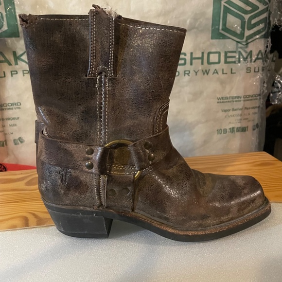 Vintage Frye harness boots - Picture 3 of 6